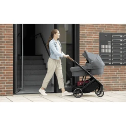 Britax Römer Navicella Strider M Black Shadow 7 Britax Römer Navicella Strider M Black Shadow -Baby Sconto britax roemer navicella strider m black shadow a331279 2