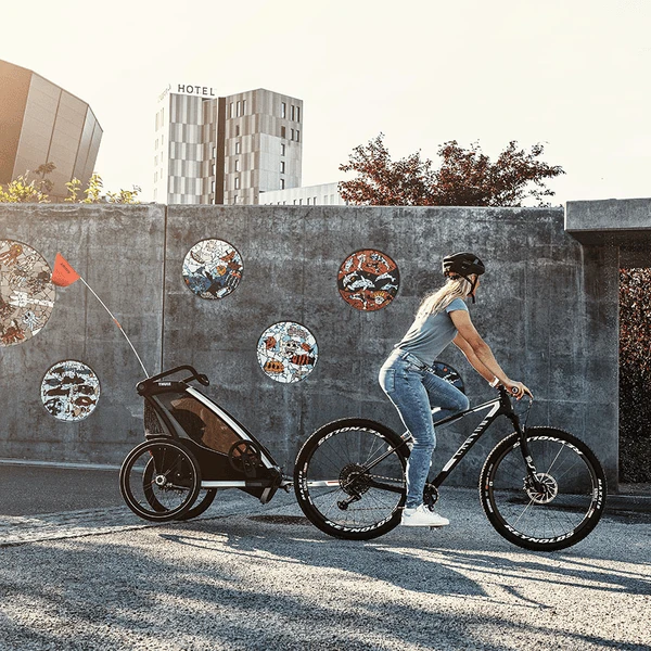 THULE Rimorchio Per Bici Chariot Lite 2 Agave, Inclusa Amaca Infant Sling 2 THULE Rimorchio Per Bici Chariot Lite 2 Agave, Inclusa Amaca Infant Sling - immagine 2